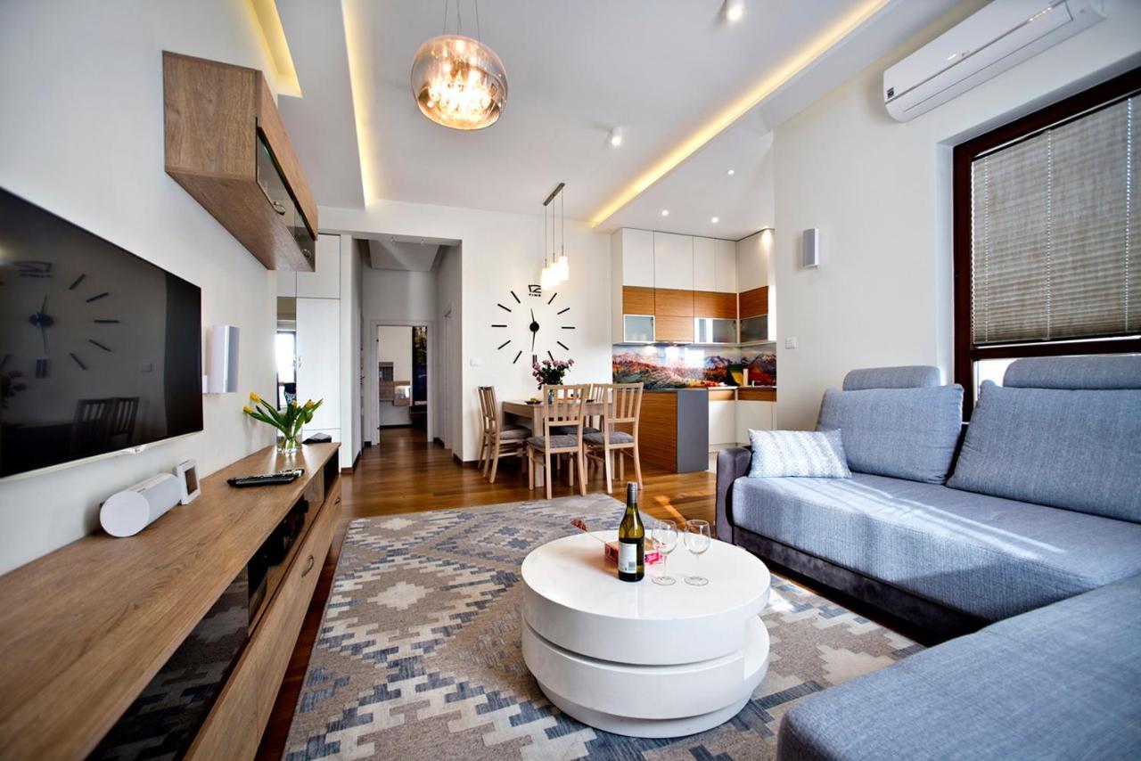 Jana Kazimierza 57 Serviced Apartments 바르샤바 외부 사진