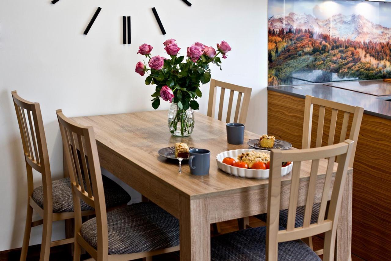 Jana Kazimierza 57 Serviced Apartments 바르샤바 외부 사진